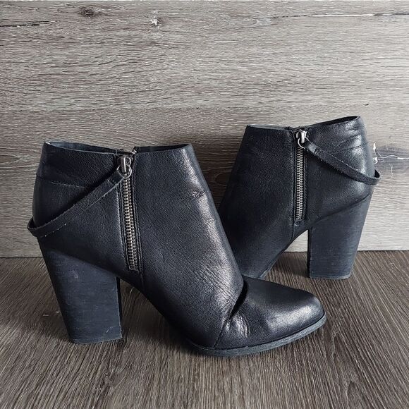 Joe’s Abby Black Leather Ankle Bootie Size 9.5 Block Heel Almond Toe - Picture 6 of 11